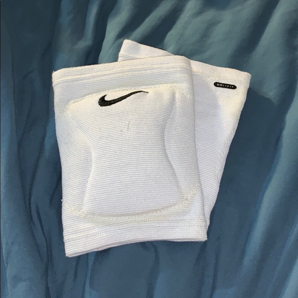 💕2/$20💕Nike Volleyball Knee Pads